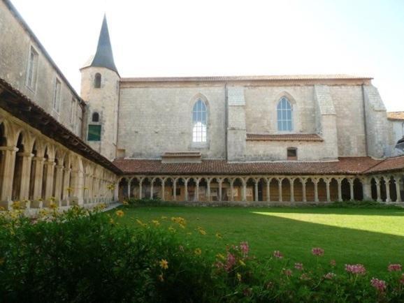 Bed and Breakfast La Ligonne Marillac Экстерьер фото