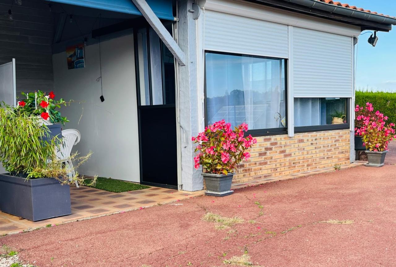 Bed and Breakfast La Ligonne Marillac Экстерьер фото