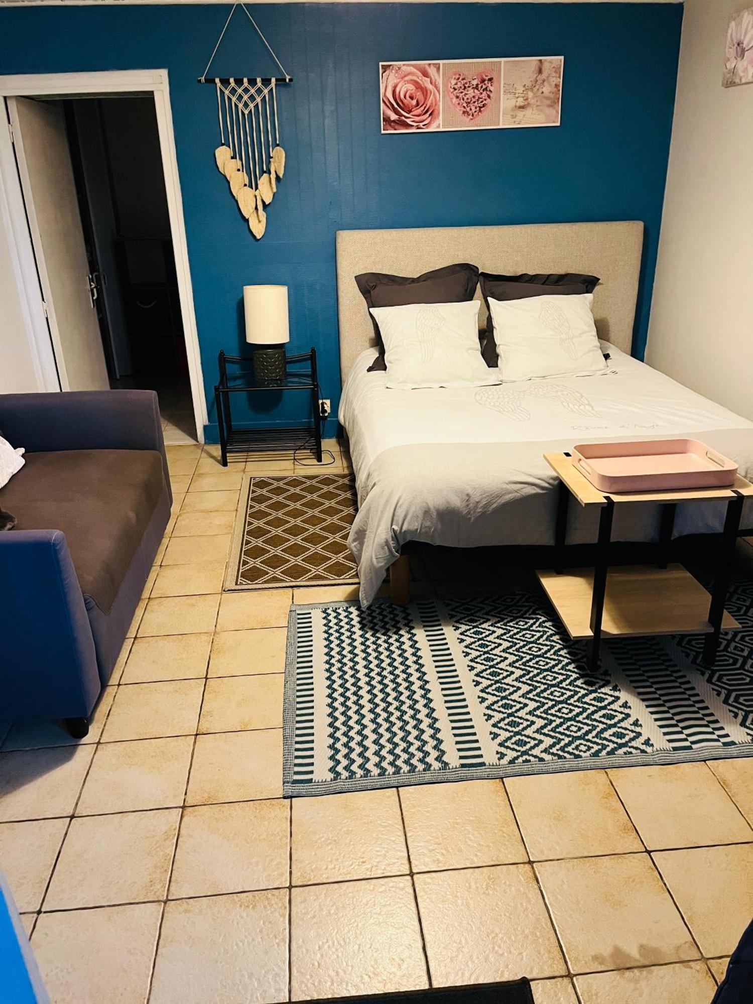 Bed and Breakfast La Ligonne Marillac Экстерьер фото